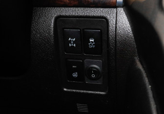 Подержанный автомобиль Toyota Land Cruiser Suv 2009 года (26 фото)