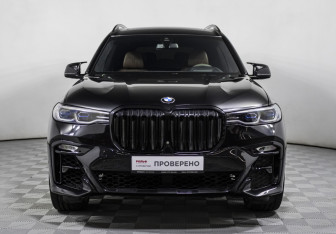 Подержанный автомобиль BMW X7 2019 года (2 фото)