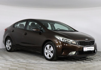 Подержанный автомобиль Kia Cerato Sedan 2019 года (3 фото)