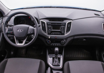 Подержанный автомобиль Hyundai Creta 2017 года (13 фото)