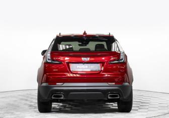 Подержанный автомобиль Cadillac XT4 2021 года (6 фото)