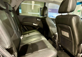 Подержанный автомобиль Kia Sportage 2008 года (14 фото)