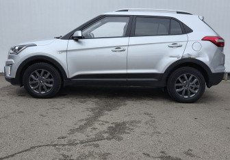 Подержанный автомобиль Hyundai Creta 2020 года (8 фото)