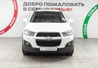 Подержанный автомобиль Chevrolet Captiva 2013 года (2 фото)