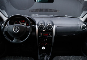 Подержанный автомобиль LADA (ВАЗ) Largus Wagon 2021 года (14 фото)