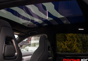 Подержанный автомобиль Zeekr 001 2024 года (14 фото)