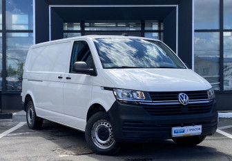 Подержанный автомобиль Volkswagen Transporter Van 2021 года (3 фото)