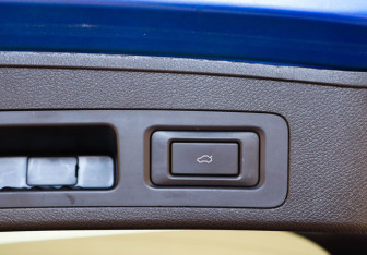 Подержанный автомобиль Exeed LX 2023 года (32 фото)