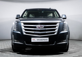 Подержанный автомобиль Cadillac Escalade Suv 2019 года (2 фото)