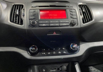 Подержанный автомобиль Kia Sportage 2013 года (12 фото)