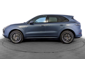 Подержанный автомобиль Porsche Cayenne 2019 года (8 фото)
