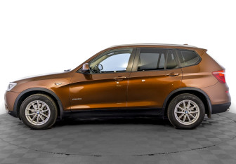Подержанный автомобиль BMW X3 2016 года (8 фото)