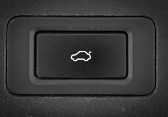 Подержанный автомобиль Exeed RX 2023 года (32 фото)