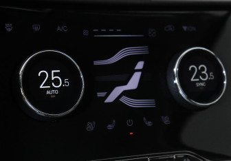 Подержанный автомобиль Exeed TXL 2023 года (22 фото)