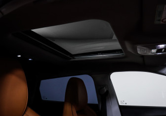 Подержанный автомобиль Omoda C5 2023 года (16 фото)