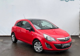 Подержанный автомобиль Opel Corsa 2012 года (3 фото)