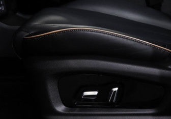 Подержанный автомобиль Omoda C5 2023 года (22 фото)