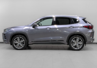 Подержанный автомобиль Exeed LX 2022 года (8 фото)