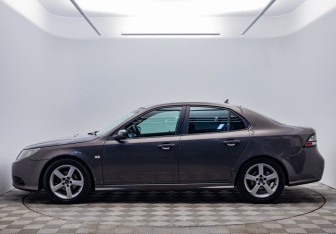 Подержанный автомобиль Saab 9-3 Sedan 2008 года (8 фото)