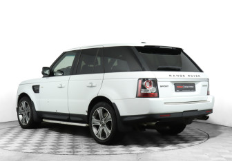 Подержанный автомобиль Land Rover Range Rover Sport 2012 года (7 фото)