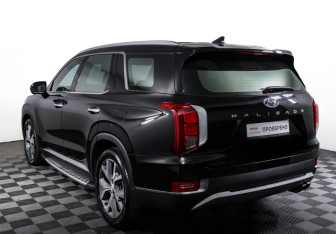 Подержанный автомобиль Hyundai Palisade 2021 года (7 фото)