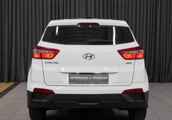 Подержанный автомобиль Hyundai Creta 2017 года (5 фото)