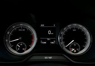 Подержанный автомобиль Skoda Octavia Liftback 2019 года (22 фото)