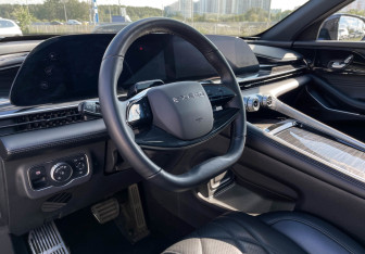 Подержанный автомобиль Exeed RX 2024 года (13 фото)
