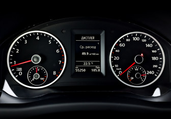 Подержанный автомобиль Volkswagen Tiguan 2014 года (13 фото)