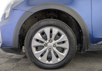 Подержанный автомобиль Kia Rio Hatchback 2021 года (12 фото)