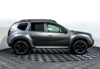 Подержанный автомобиль Renault Duster 2020 года (4 фото)