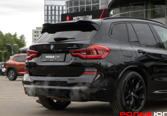 Подержанный автомобиль BMW X3 M 2019 года (24 фото)