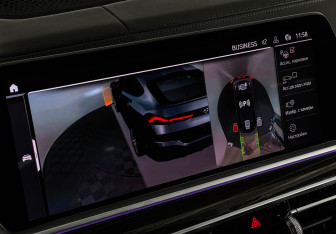 Подержанный автомобиль BMW X6 2020 года (21 фото)