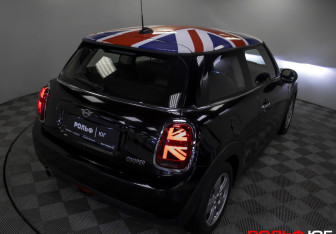 Подержанный автомобиль MINI Hatch 2019 года (28 фото)