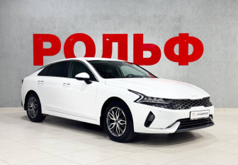 Подержанный автомобиль Kia K5 2021 года (3 фото)
