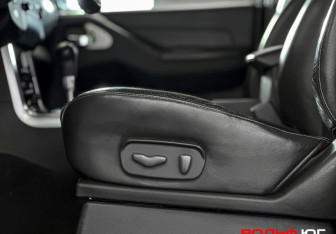 Подержанный автомобиль Nissan Pathfinder 2010 года (16 фото)