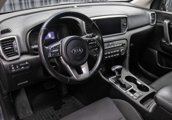 Подержанный автомобиль Kia Sportage 2021 года (16 фото)