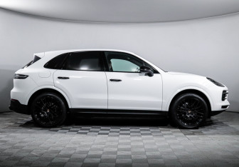Подержанный автомобиль Porsche Cayenne 2020 года (4 фото)