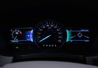Подержанный автомобиль Ford Explorer 2017 года (12 фото)