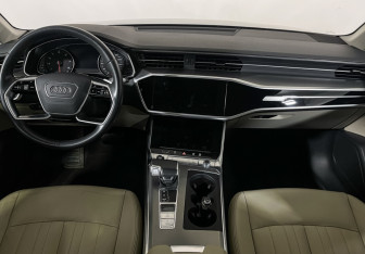 Подержанный автомобиль Audi A6 Sedan 2020 года (12 фото)