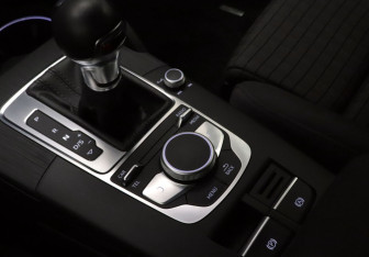 Подержанный автомобиль Audi A3 Sedan 2019 года (14 фото)