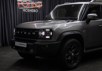 Подержанный автомобиль Jetour T2 2024 года (25 фото)