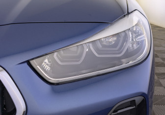 Подержанный автомобиль BMW X2 2021 года (11 фото)