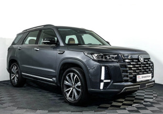 Подержанный автомобиль Changan CS95 2023 года (3 фото)