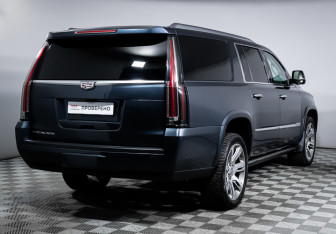 Подержанный автомобиль Cadillac Escalade Suv 2019 года (5 фото)