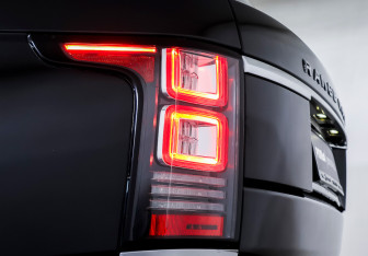 Подержанный автомобиль Land Rover Range Rover 2017 года (25 фото)