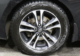 Подержанный автомобиль Kia Ceed Wagon 2017 года (8 фото)