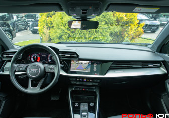 Подержанный автомобиль Audi A3 Hatchback 2020 года (9 фото)