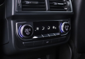 Подержанный автомобиль Audi Q7 2019 года (23 фото)