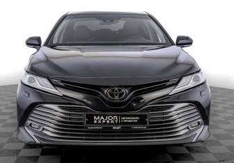 Подержанный автомобиль Toyota Camry Sedan 2020 года (2 фото)